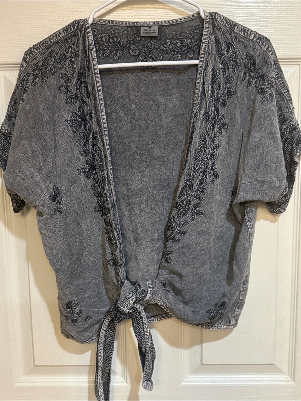 Embroidered Tie-Front Short Sleeve Top - Gray